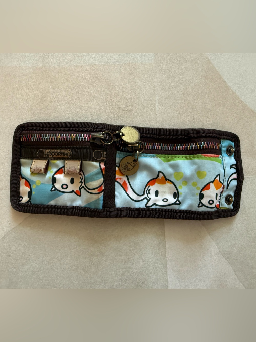 Vintage Tokidoki x LeSportsac Braccialetto Wrist Cuff – Original Charms